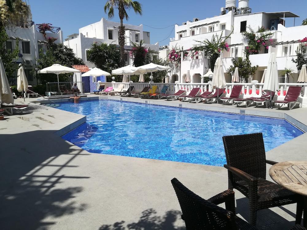 Serhan Hotel Gümbet Extérieur photo