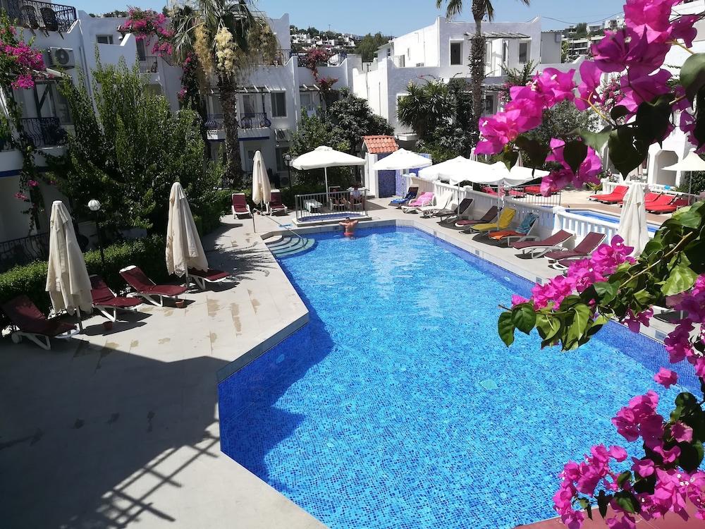 Serhan Hotel Gümbet Extérieur photo
